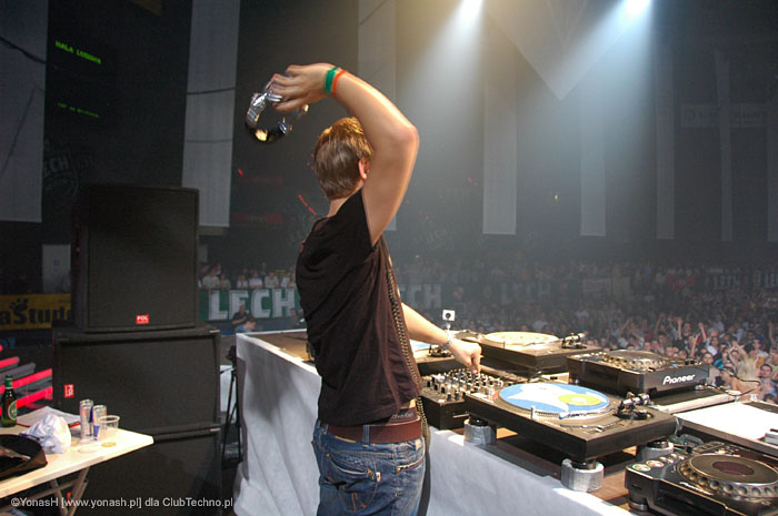 Armin_268